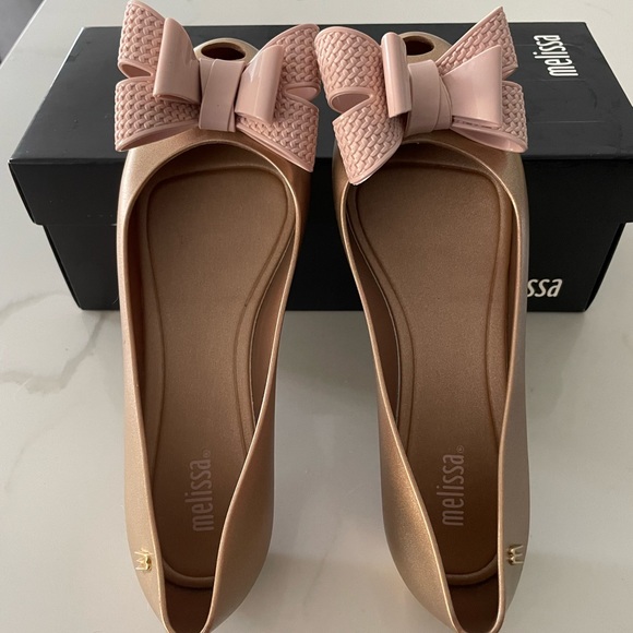 Melissa Espadrilles Size 7. - Picture 2 of 4